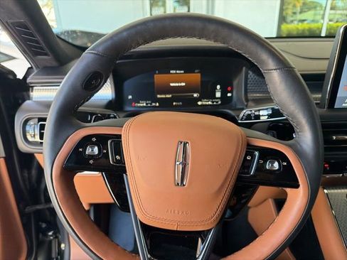 Used 2024 Lincoln Aviator Black Label w/ Jet Package image 5