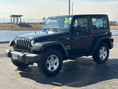 Used 2013 Jeep Wrangler Sport image 7