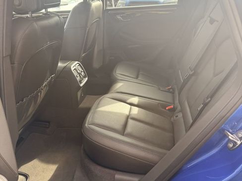 Used 2018 Porsche Macan image 14