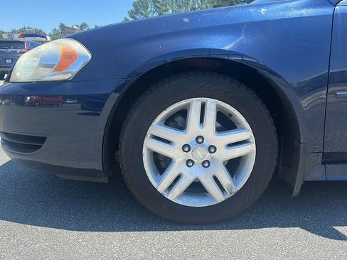 Used 2012 Chevrolet Impala LT w/ LT Sunroof Package FWD image 11