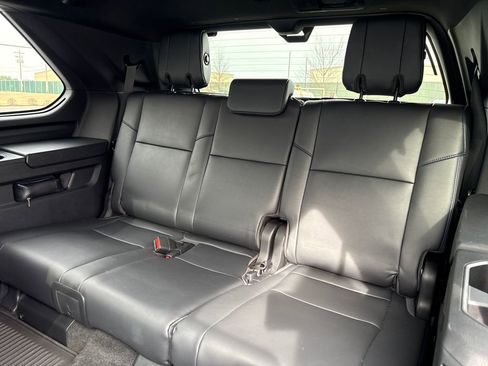 Used 2023 Toyota Sequoia Platinum image 39