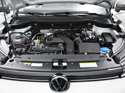 Used 2025 Volkswagen Taos S w/ Taos MDO Package FWD image 33