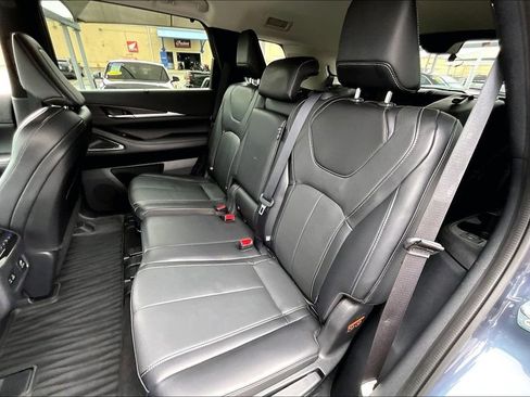 Certified 2023 INFINITI QX60 Sensory w/ Vision Package FWD image 37