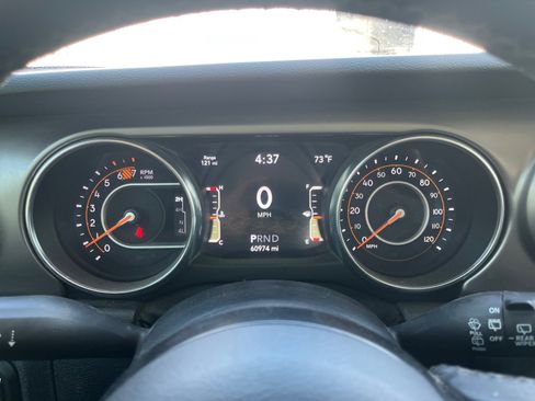Used 2020 Jeep Wrangler Sport AWD/4WD image 14