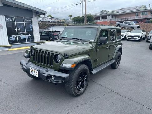 Used 2023 Jeep Wrangler Altitude image 2