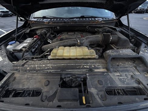 Certified 2019 Ford F150 Raptor w/ Equipment Group 801A Mid image 32