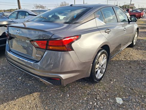 Used 2019 Nissan Altima 2.5 SR AWD/4WD image 4