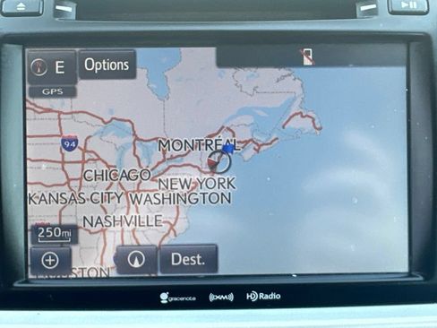 Used 2018 Toyota Highlander Limited Platinum w/ Carpet Mat Package (TMS) AWD/4WD image 30