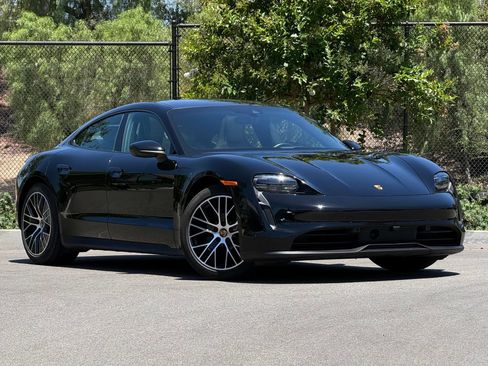 Certified 2023 Porsche Taycan RWD image 9