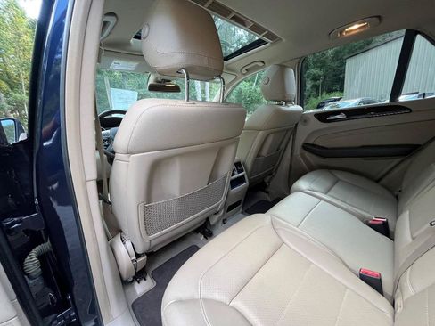 Used 2013 Mercedes-Benz ML 350 4MATIC image 34
