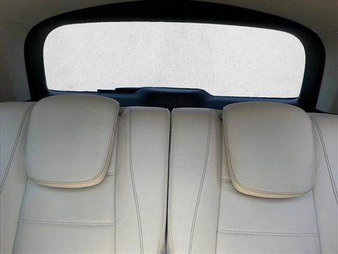 Used 2023 Mercedes-Benz GLS 450 4MATIC image 16