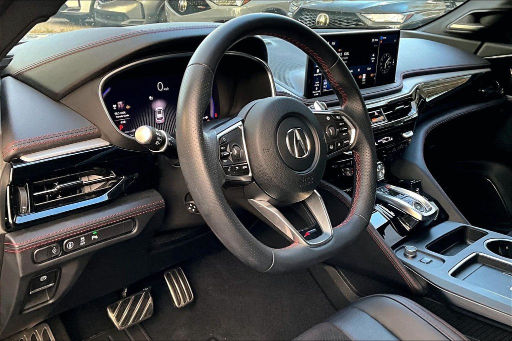 Used 2025 Acura MDX A-Spec AWD/4WD image 15