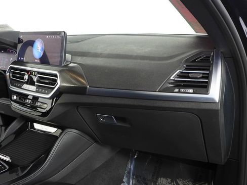 Certified 2024 BMW X4 xDrive30i w/ Premium Package image 14