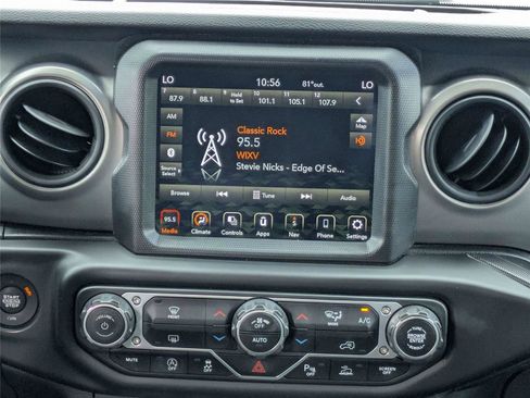 Used 2021 Jeep Wrangler Unlimited Sport w/ Sun And Sound Package AWD/4WD image 20