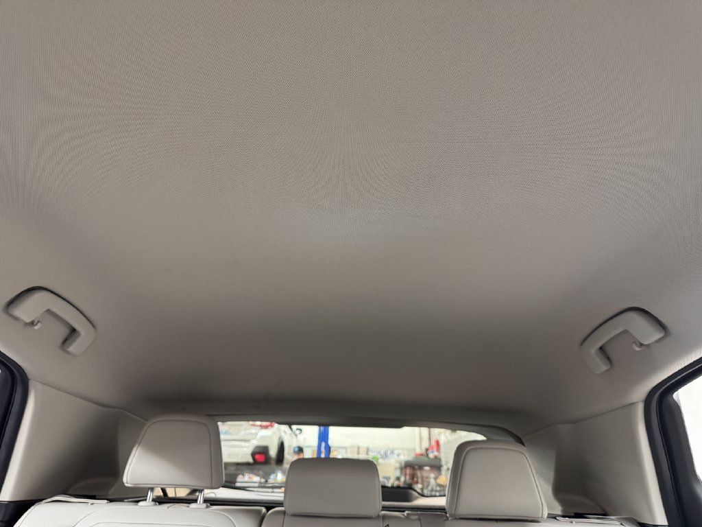 Used 2023 Nissan Ariya FWD image 23