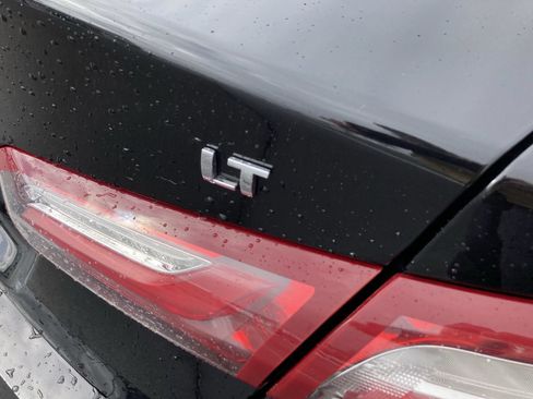 Used 2022 Chevrolet Malibu LT image 10