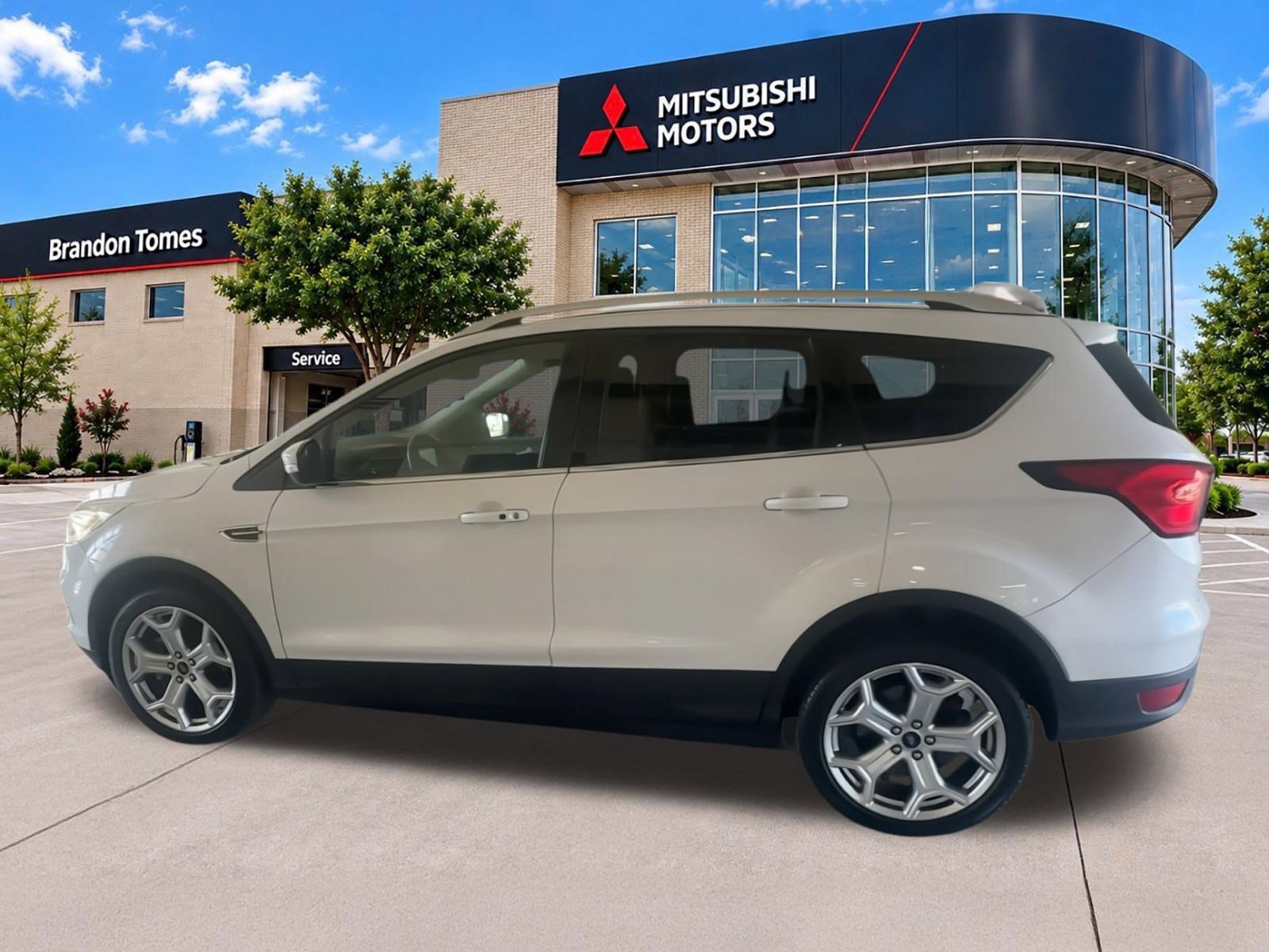 Used 2019 Ford Escape Titanium FWD image 6