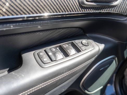 Used 2017 Jeep Grand Cherokee SRT AWD/4WD image 28