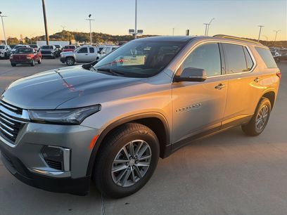 Used 2023 Chevrolet Traverse LT w/ Rear Camera Mirror Package