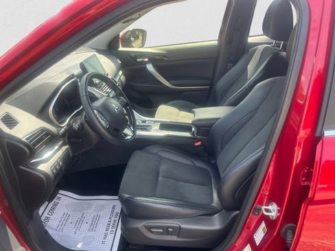 Used 2024 Mitsubishi Eclipse Cross SE AWD/4WD image 9
