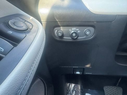 Used 2021 Buick Encore GX Select AWD/4WD image 20