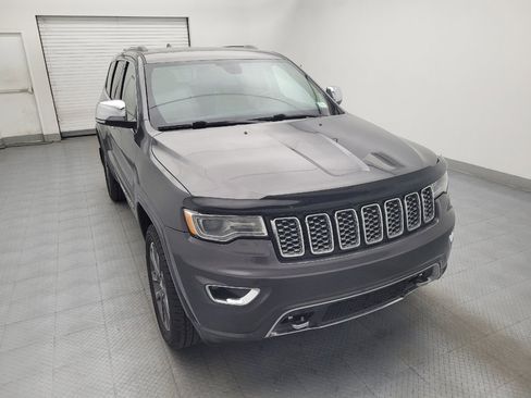 Used 2017 Jeep Grand Cherokee Overland AWD/4WD image 13