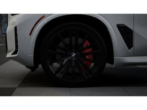Used 2026 BMW X5 xDrive40i w/ M Sport Package image 7