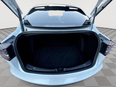 Used 2022 Tesla Model 3 Long Range AWD/4WD image 22