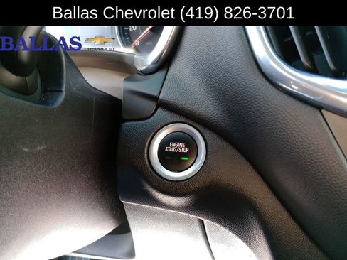 Certified 2019 Chevrolet Equinox LT FWD image 17