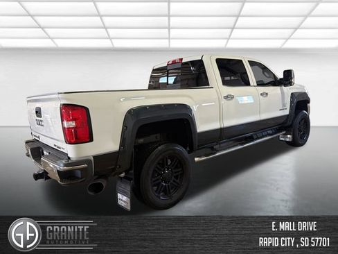 Used 2017 GMC Sierra 2500 SLT w/ Duramax Plus Package image 5