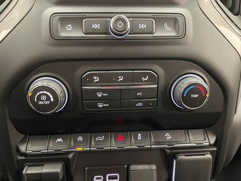 New 2026 Chevrolet Silverado 1500 Custom Trail Boss w/ Midnight Edition AWD/4WD image 5