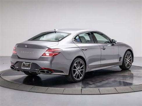 New 2026 Genesis G70 2.5T image 5