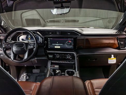 Used 2023 GMC Sierra 1500 Denali Ultimate image 15