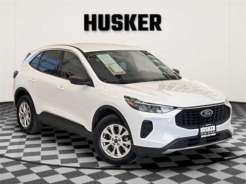 Used 2023 Ford Escape Active image 1