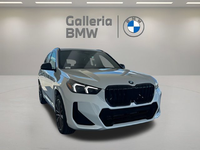 Certified 2026 BMW X1 xDrive28i w/ Technology Package AWD/4WD image 4