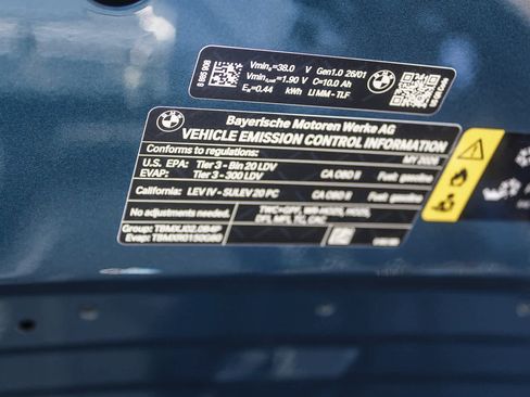 New 2026 BMW 330i xDrive Sedan w/ Premium Package image 27