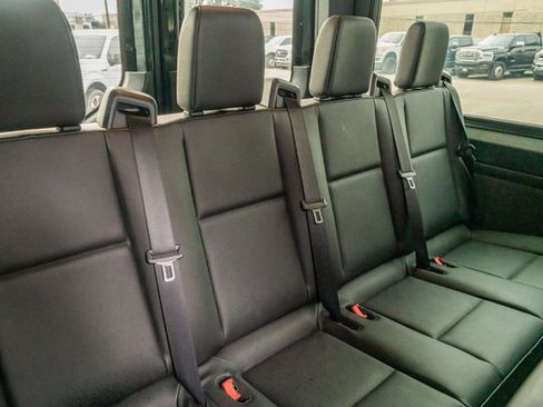 Used 2019 Mercedes-Benz Sprinter 2500 image 40