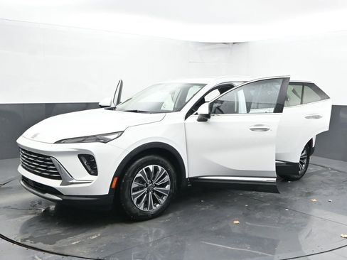 Used 2024 Buick Envision Preferred image 55