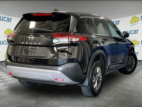 Used 2023 Nissan Rogue S AWD/4WD image 6