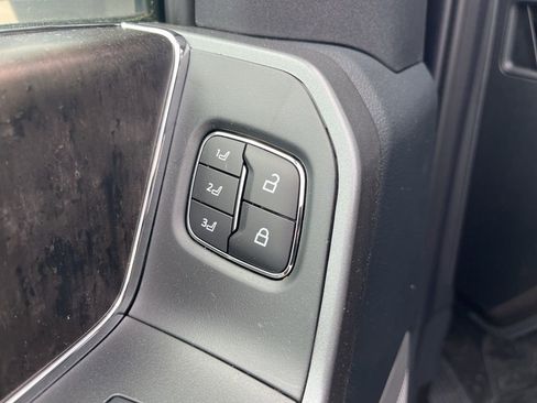 New 2025 Ford F350 Lariat w/ FX4 Off-Road Package image 14