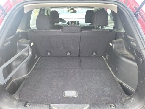 Used 2015 Jeep Cherokee Latitude w/ Cold Weather Group image 9