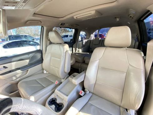 Used 2016 Honda Odyssey Touring image 7