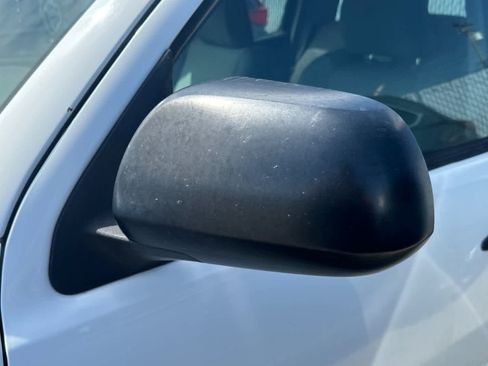 Used 2013 Toyota Tacoma 2WD Double Cab w/ SR5 Pkg image 9