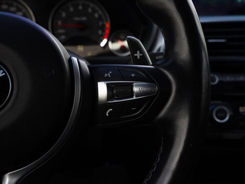 Used 2018 BMW M4 Coupe RWD image 32