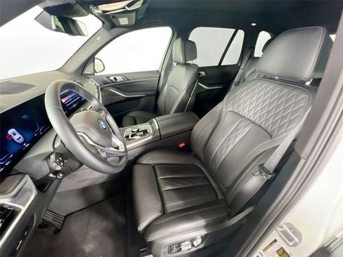 Certified 2024 BMW X5 xDrive40i w/ Premium Package AWD/4WD image 23