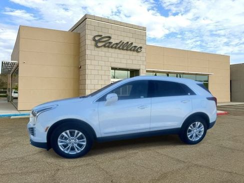 New 2026 Cadillac XT5 Luxury FWD image 9