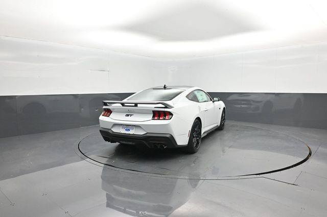 New 2026 Ford Mustang GT w/ GT Performance Package RWD image 7