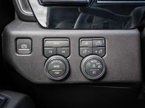 Used 2024 Chevrolet Silverado 1500 LTZ w/ LTZ Convenience Package II image 30