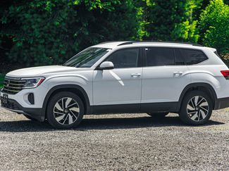 Used 2024 Volkswagen Atlas SE video 3