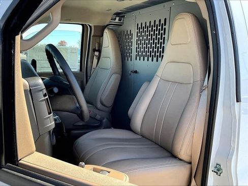 New 2026 Chevrolet Express 2500 RWD image 7